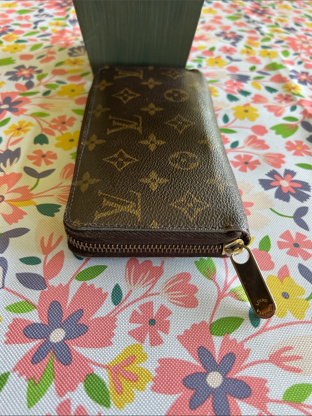 Louis Vuitton Monogram Zip Around Wallet - Brown and Gold - Picture 5 of 12